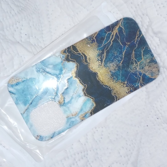 Marble phone case for iPhone 12 6.7in - Picture 2 of 2